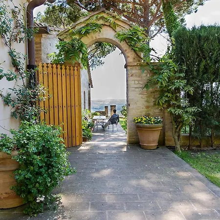 Dimore Wine Relais Argiano
